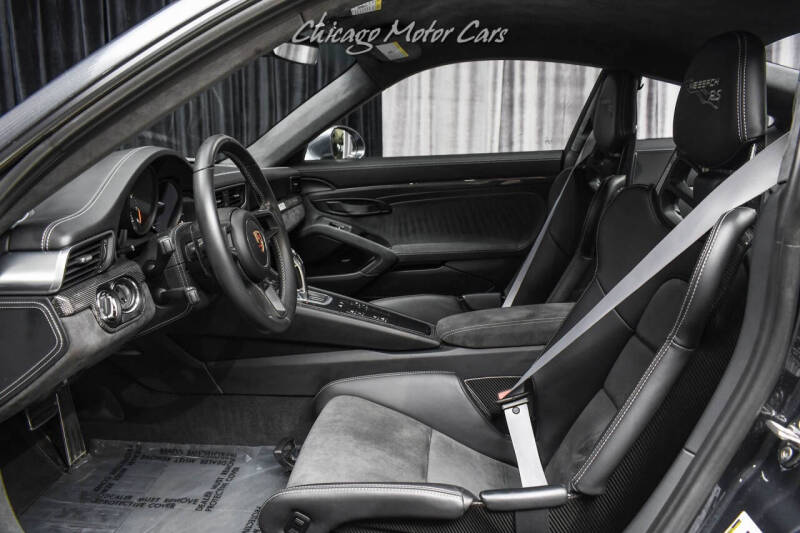 2018 Porsche 911 GT2 RS