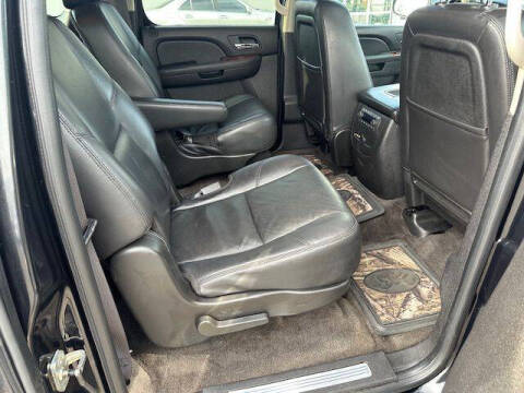 2011 Chevrolet Suburban LTZ