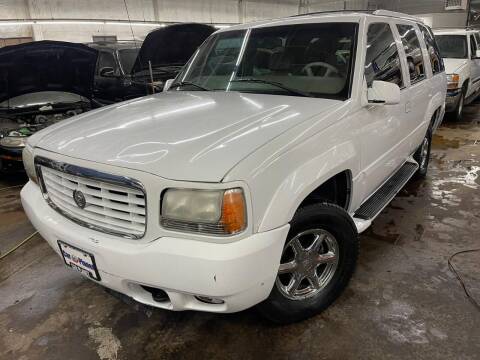 2000 Cadillac Escalade for sale at Car Planet Inc. in Milwaukee WI