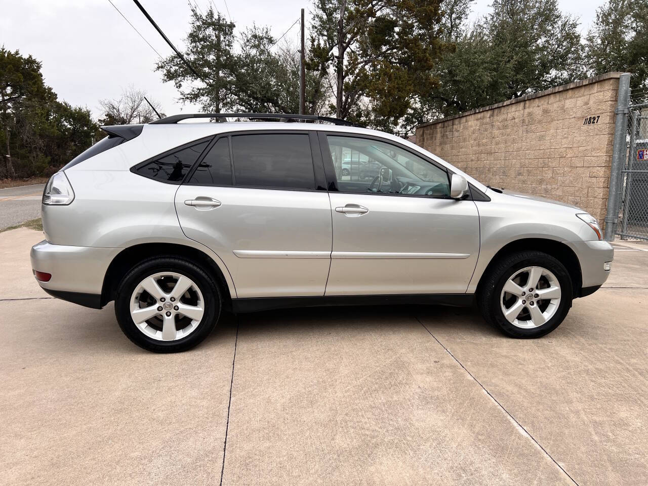 Used Car 2004 Lexus Rx 330  Base 4dr Suv For Sale Under $10,000 In Austin, Texas
