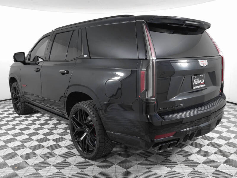 2023 Cadillac Escalade-V
