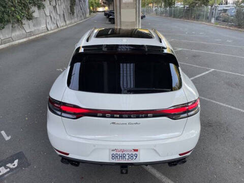 2020 Porsche Macan Turbo