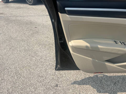 2016 Volkswagen Passat 1.8T R-Line