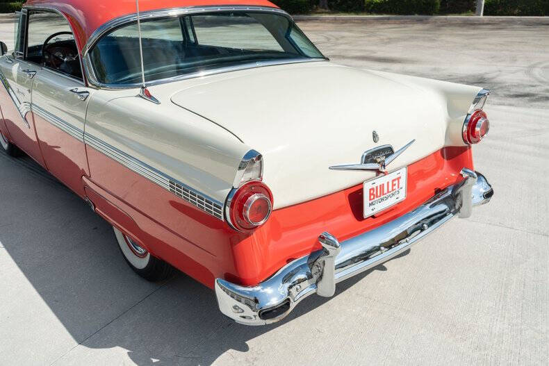 1956 Ford Fairlane