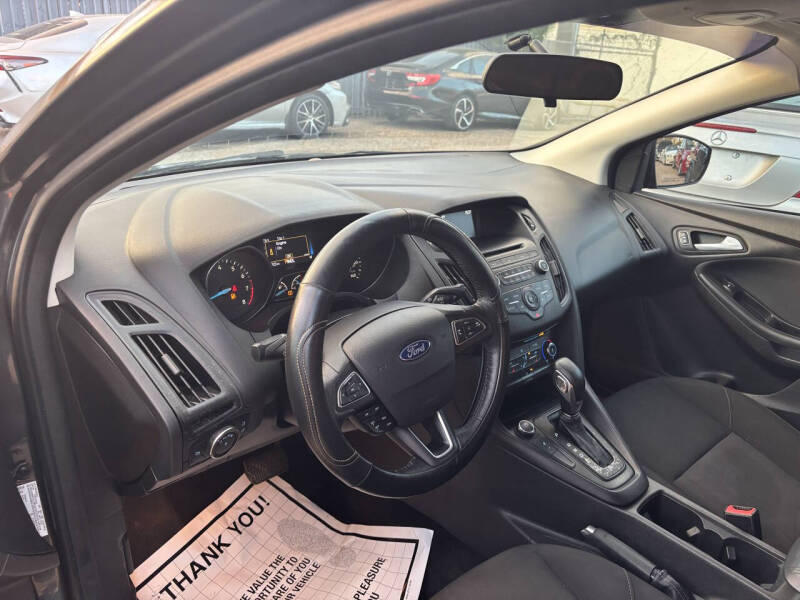 2017 Ford Focus SE