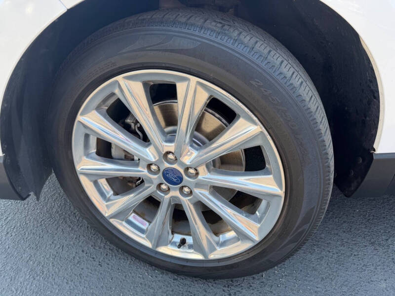 2018 Ford Edge Titanium