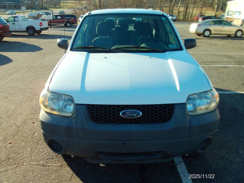2005 Ford Escape XLS