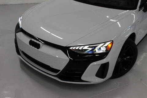 2023 Audi e-tron GT quattro Prestige