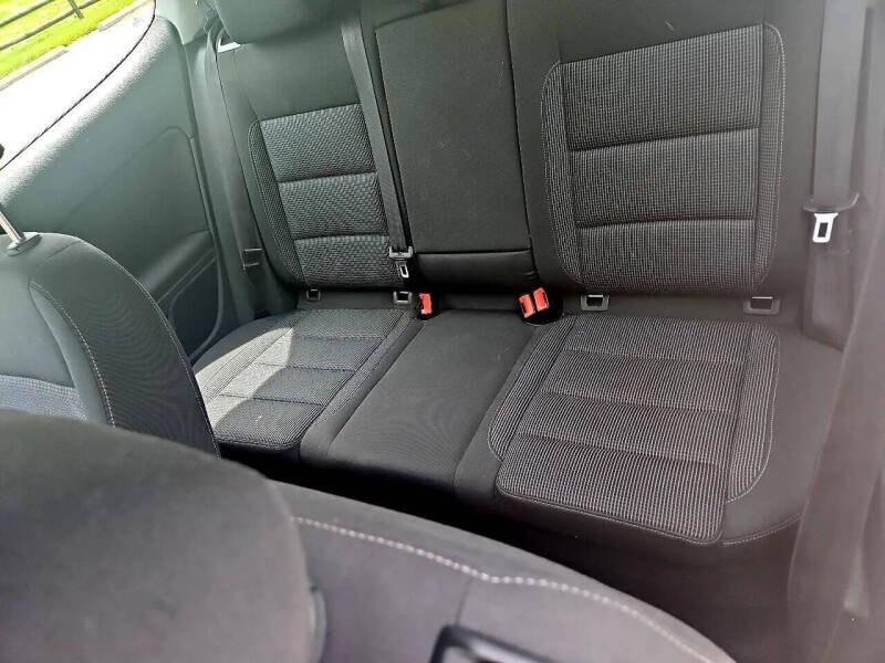 2013 Volkswagen Golf 2.5L PZEV