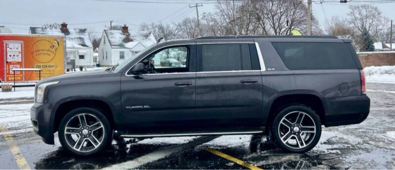 2016 GMC Yukon XL SLE