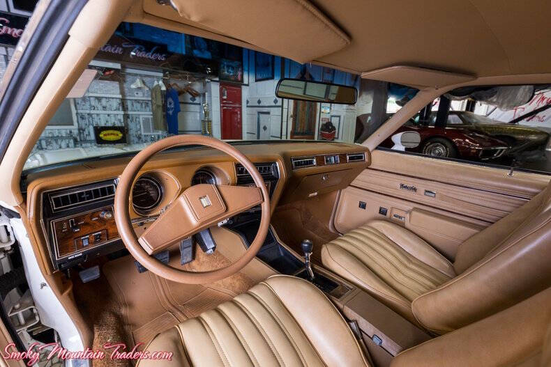 1977 Oldsmobile Cutlass