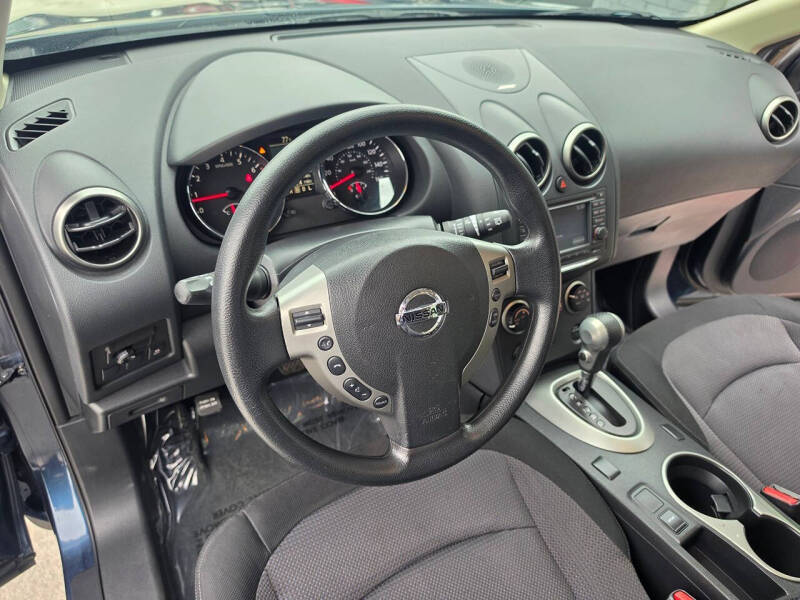 2013 Nissan Rogue SV