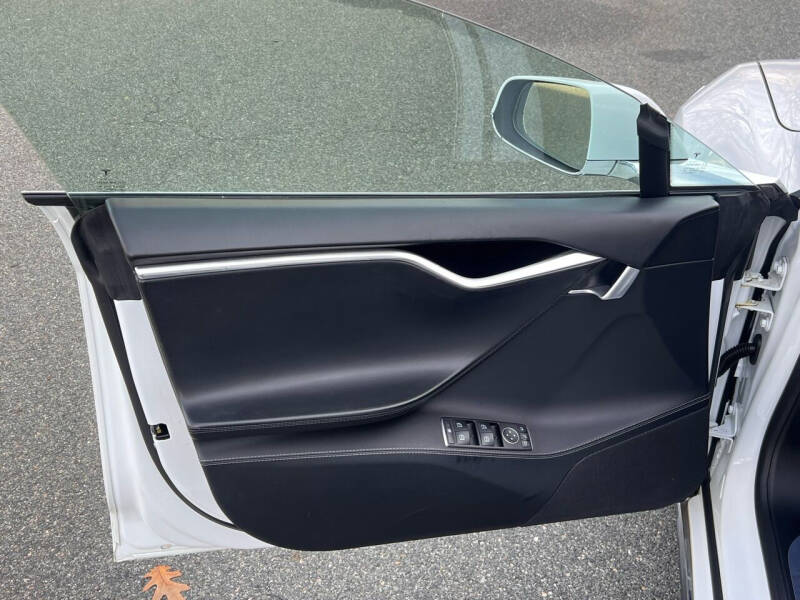 2016 Tesla Model S 85D