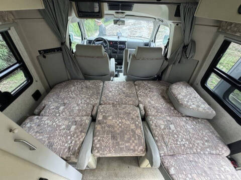 2002 Winnebago Rialta 22QD