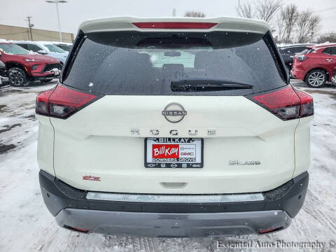 2022 Nissan Rogue SL