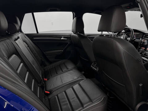 2018 Volkswagen Golf R 4Motion