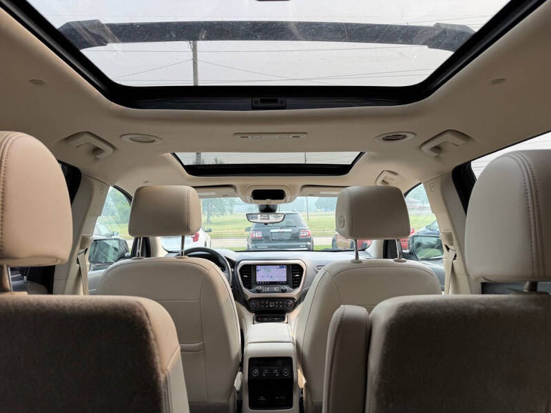 2021 GMC Acadia Denali