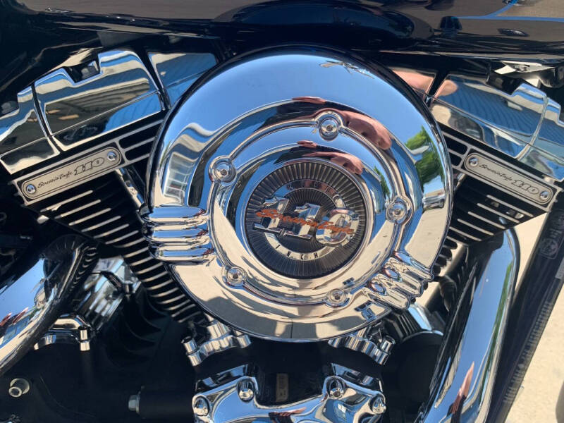 2007 Harley-Davidson Dyna CVO