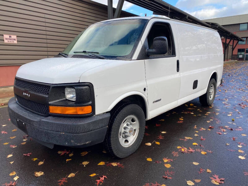 2004 Chevrolet Express 2500
