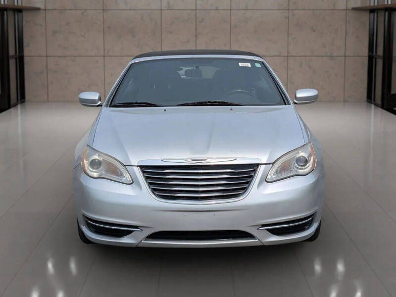 2012 Chrysler 200 Touring