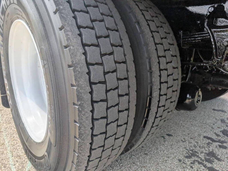 2018 International DuraStar 4300