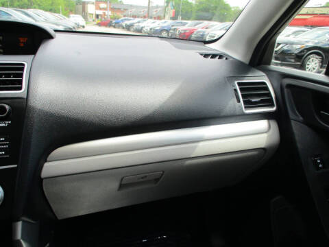 2016 Subaru Forester 2.5i