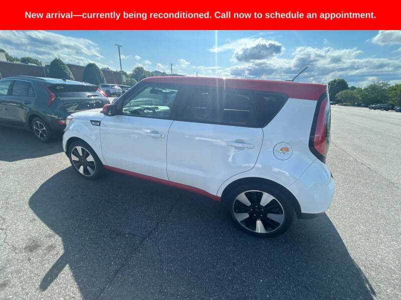 2017 Kia Soul +