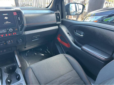 2025 Nissan Frontier PRO-4X
