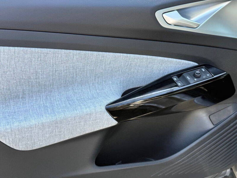 2026 Volkswagen ID.4 Pro