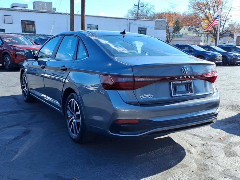 2025 Volkswagen Jetta SE