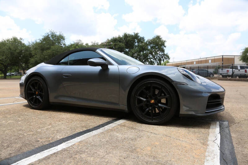 2025 Porsche 911 Carrera