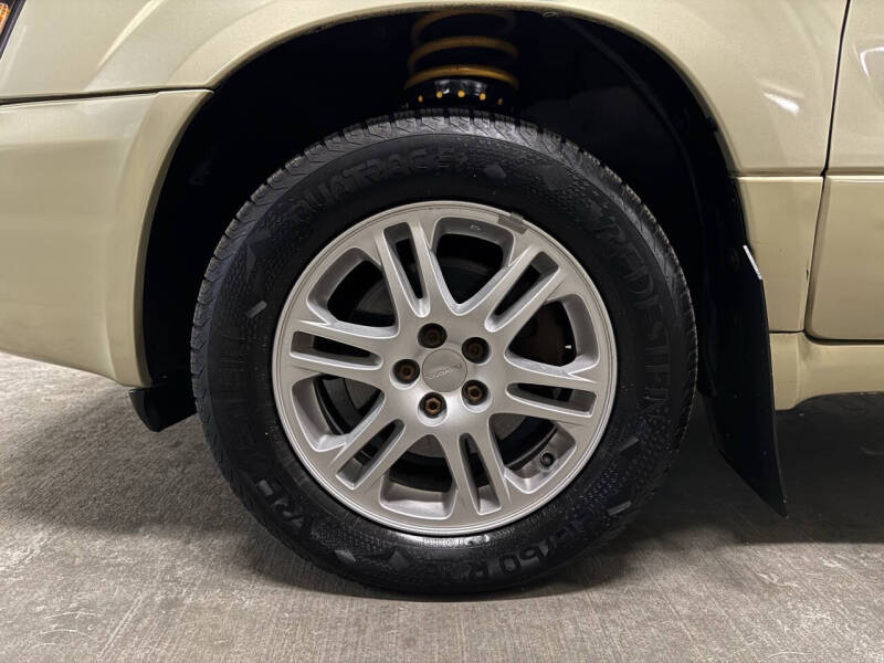 2004 Subaru Forester XT