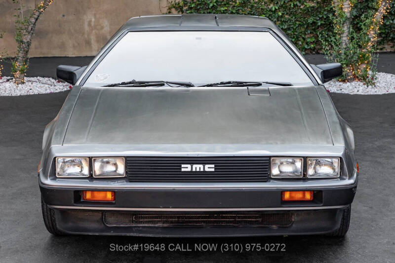 1981 DeLorean DMC-12