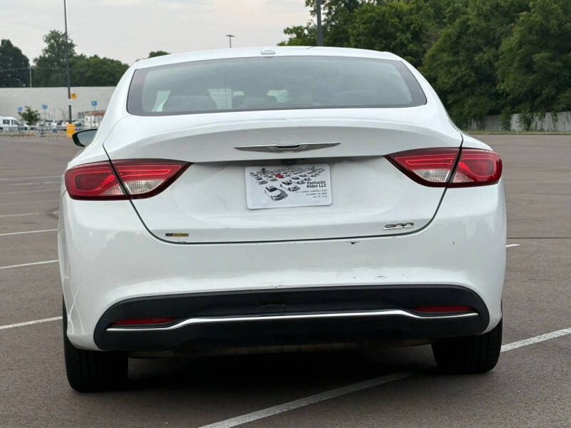 2015 Chrysler 200 Limited