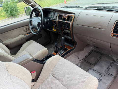2000 Toyota 4Runner SR5