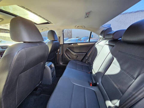 2016 Volkswagen Jetta