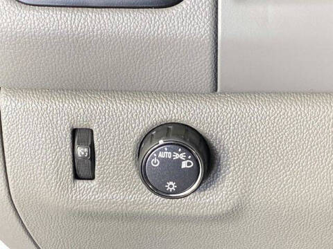 2022 GMC Canyon Elevation Standard