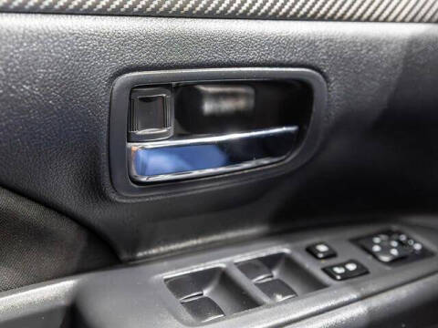 2014 Mitsubishi Outlander ES