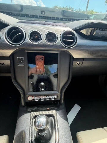 2021 Ford Mustang