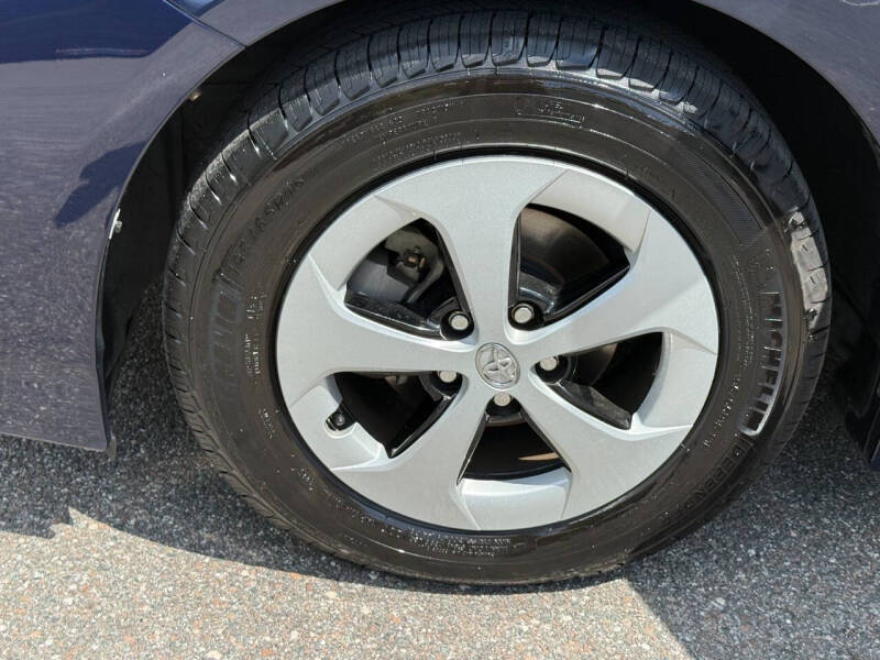 2014 Toyota Prius Two