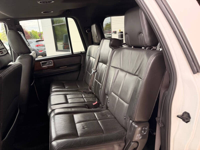 2013 Lincoln Navigator L