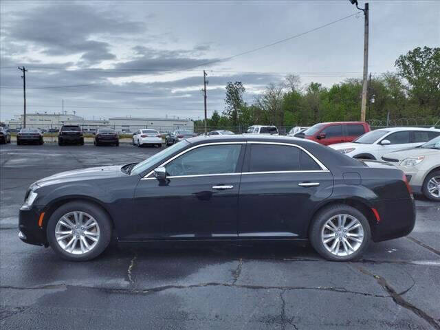 2017 Chrysler 300 C
