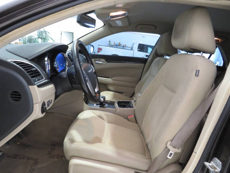 2012 Chrysler 300