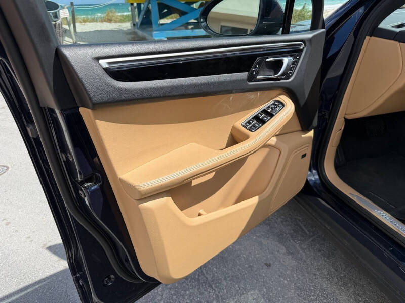 2018 Porsche Macan S