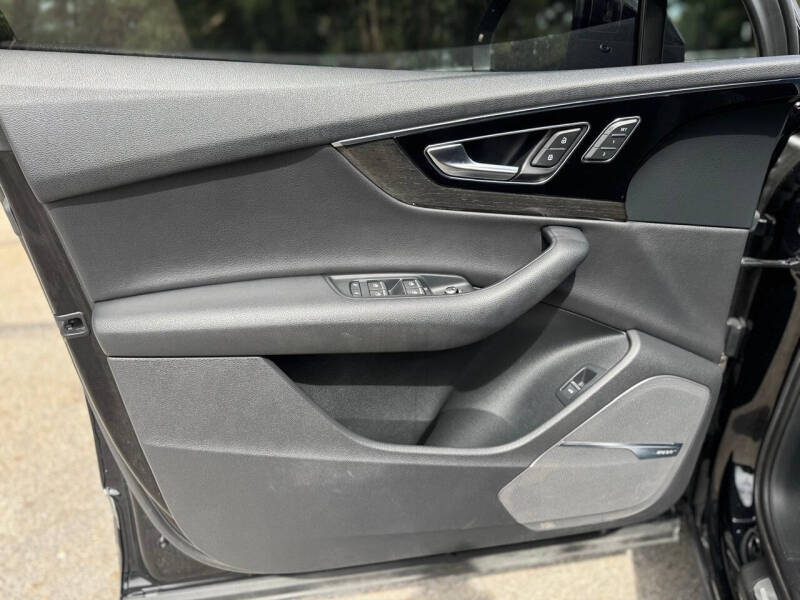 2019 Audi Q7 quattro Premium Plus 55 TFSI