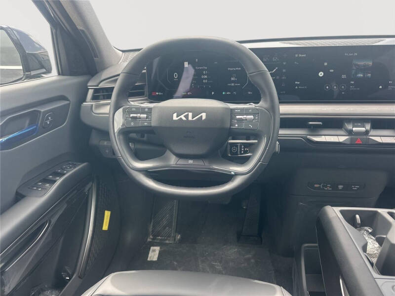 2026 Kia EV9 Light