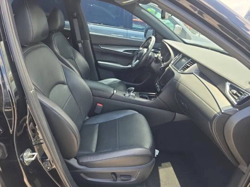 2023 Infiniti QX55 Essential