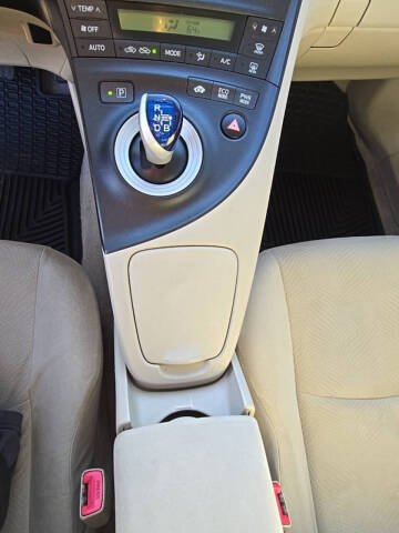 2010 Toyota Prius II