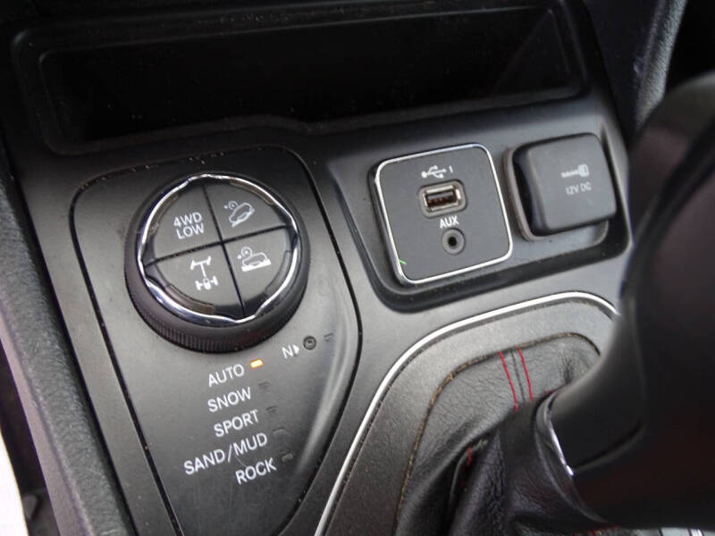 2022 Jeep Cherokee Trailhawk