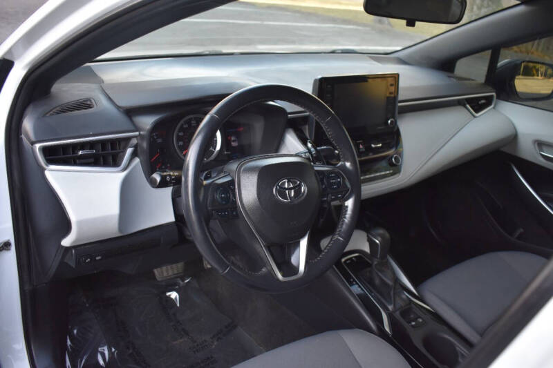 2022 Toyota Corolla SE photo 11